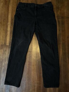 Bandolino Black Women's Jeans with Branded Waist Label